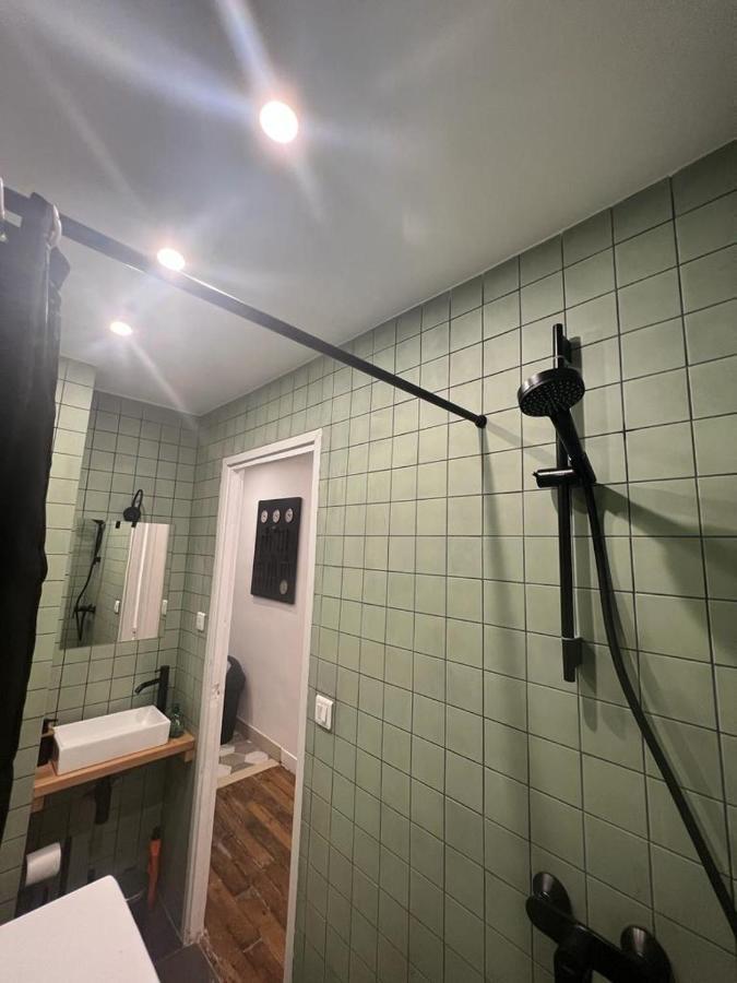 New Entiry Apartment-Private Rooms In パリ エクステリア 写真